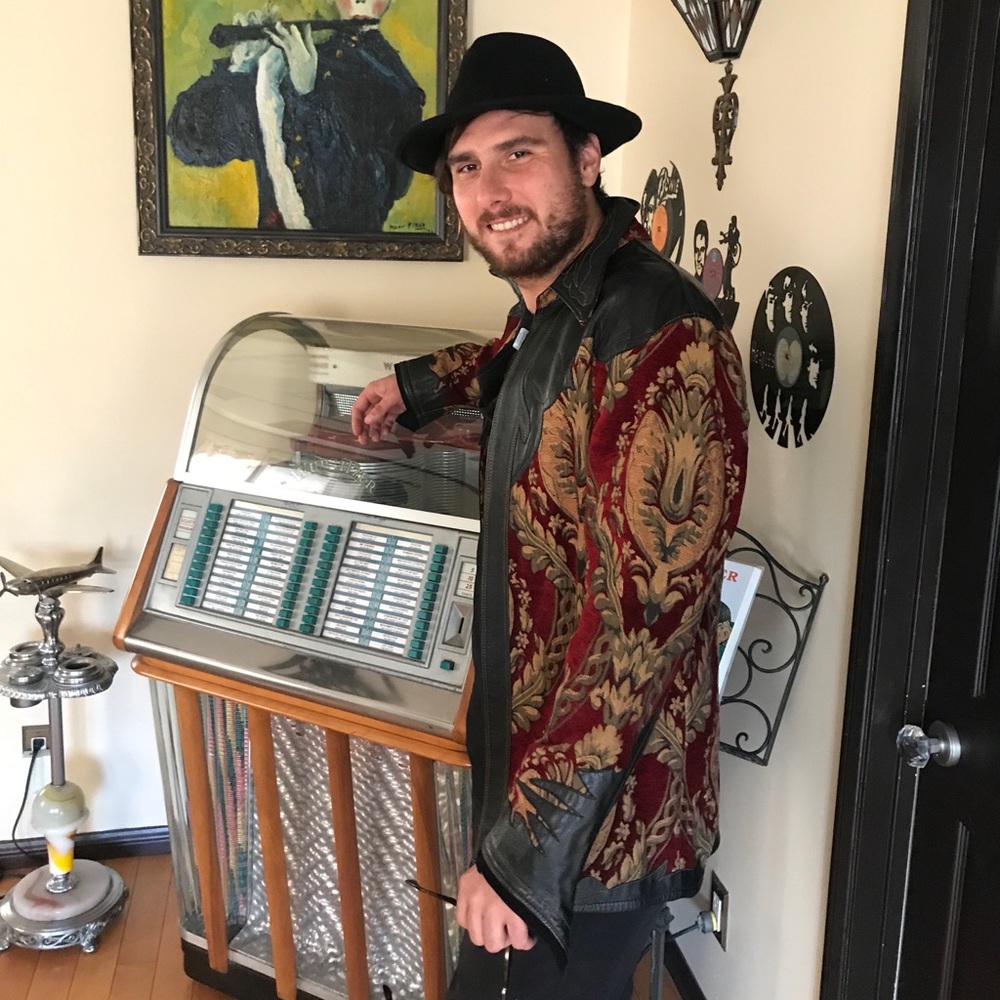 Meet your Posher, Erik